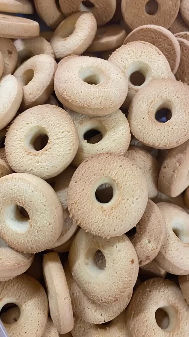 NEW PRODUCT ALERT!!Our NEW addition, Biscotti del Mattina. A simple yet tasty little baked treat....