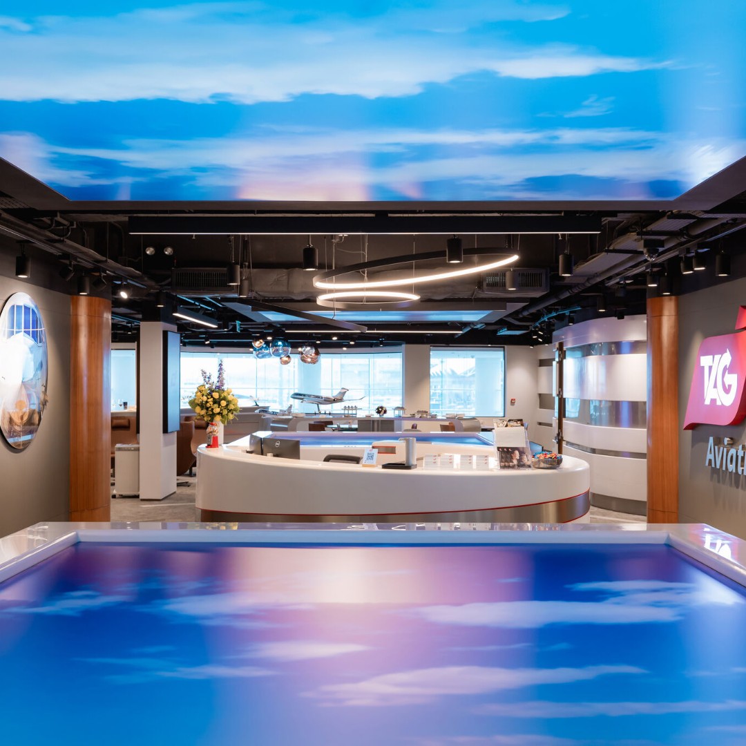 Welcome to TAG Macau FBO.
We’ve refreshed our facilities to elevate your lounge experience before boarding. 🛫
Take a moment to relax, and don’t forget to admire the artwork that makes our FBO truly unique.